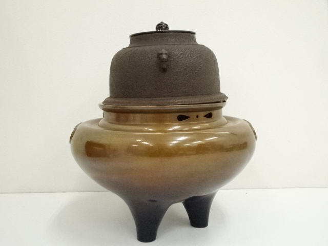 道具 ] - 道具 鋳物師 秀峰造 唐銅朝鮮風炉釜（共箱） | ネット